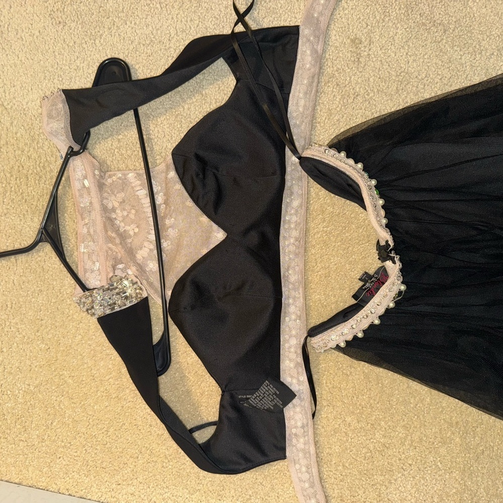 Black and beige 2 piece dress set - Picture 3 of 8
